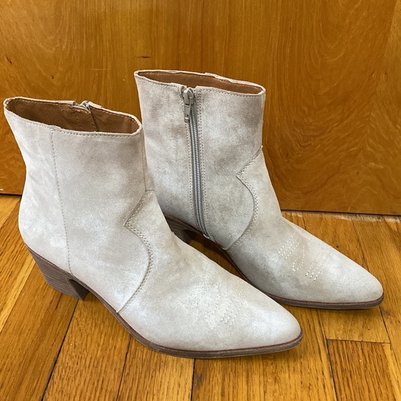Lucky Brand Ankle Boots - Picture 3 of 7